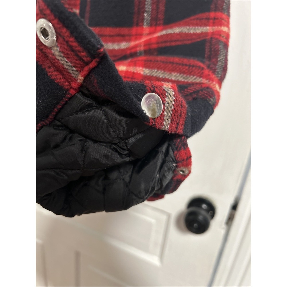 FOREVER 21 Sherpa Lined Plaid Shirt Jacket Outerwear Red Black Plaid Size Large - Picture 10 of 11